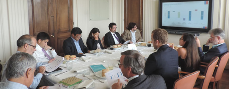 Consejo Fiscal Asesor (CFA) recibe antecedentes del nuevo precio del cobre y del Ajuste Fiscal 2016 Consejo Fiscal Asesor (CFA) recibe antecedentes del nuevo precio del cobre y del Ajuste Fiscal 2016