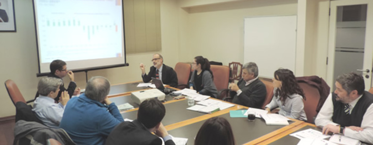 Consejo Fiscal Asesor (CFA) recibe antecedentes del nuevo precio del cobre y del Ajuste Fiscal 2016 Consejo Fiscal Asesor (CFA) recibe antecedentes del nuevo precio del cobre y del Ajuste Fiscal 2016