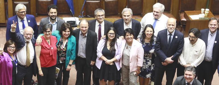 Senado despacha el proyecto de Presupuestos 2023 acogiendo la reposición de recursos para Ministerio del Interior y otras partidas Senado despacha el proyecto de Presupuestos 2023 acogiendo la reposición de recursos para Ministerio del Interior y otras partidas