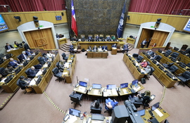 Senado despacha a la Cámara proyecto que reactiva el Bolsillo Familiar Electrónico, reajusta los montos del SUF y la Asignación Familiar, e inyecta recursos al FEPP