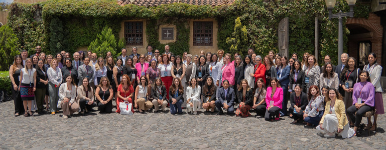 Dipres participa en diálogo regional "Sistemas Integrales de Cuidados: Impulsando el bienestar, la equidad y la economía en América Latina y el Caribe" del BID Dipres participa en diálogo regional "Sistemas Integrales de Cuidados: Impulsando el bienestar, la equidad y la economía en América Latina y el Caribe" del BID