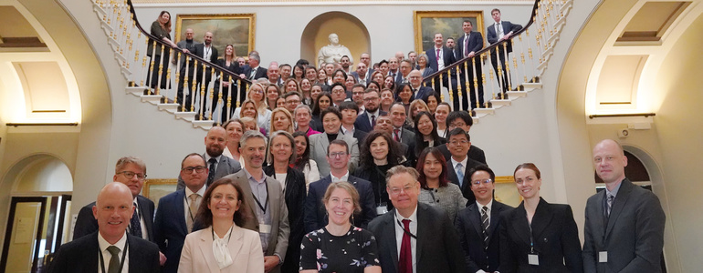 Directora de Presupuestos presentó en reunión anual del Comité de Altos Oficiales de Presupuesto de la OCDE