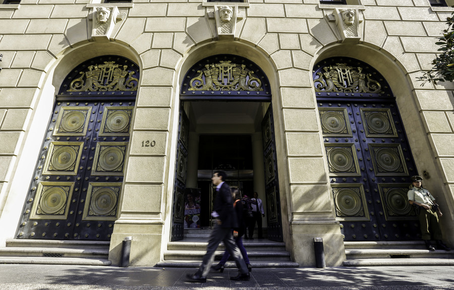 Dirección de Presupuestos entrega cuarto balance sobre sumarios por mal uso de licencias médicas